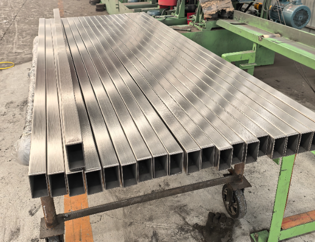 中卫方管 矩形管 无缝方管生产厂家